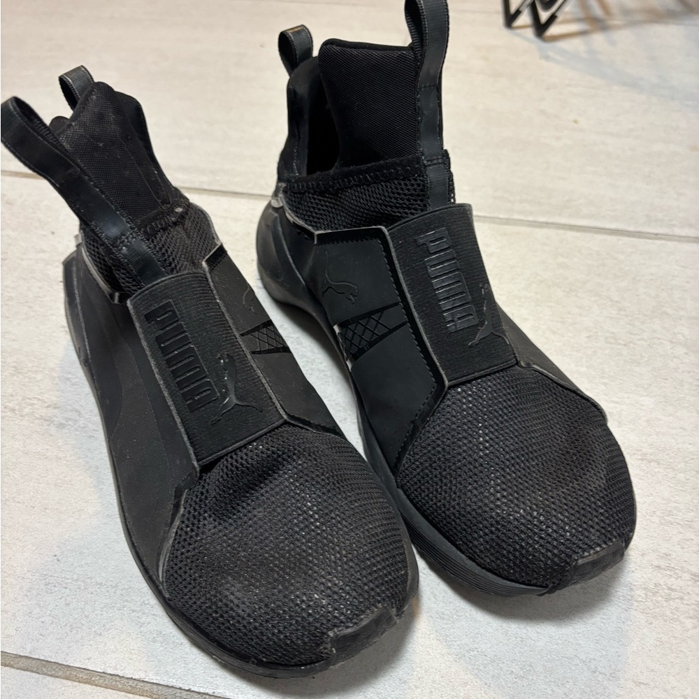 Puma Men's Black Slip-On Sneakers